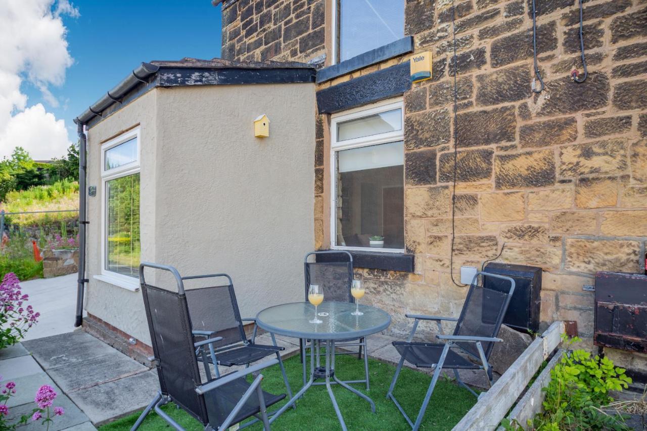 27 Green Road Wrexham Bagian luar foto